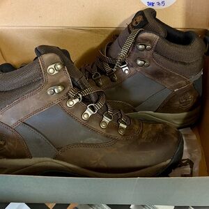 Timberland Brown Rugged Outdoor Boots